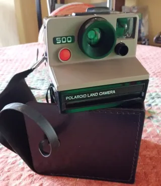 Polaroid 500 Land Camera con custodia