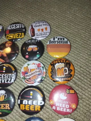 Lote 19 Pins Cerveza Oktoberfest Heavy rock