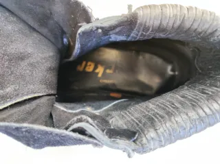 Botas de montaña piel negras talla 43