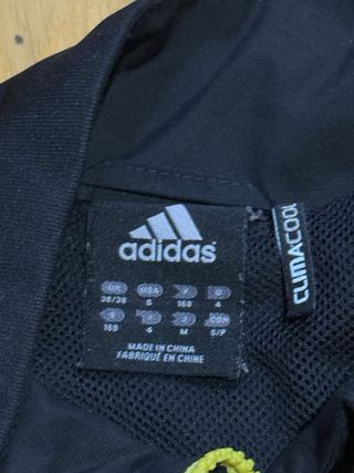 Chaqueta Liverpool Adidas 2010-2011 Negra Amarilla