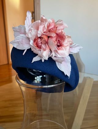 Broche-spilla rosa di seta