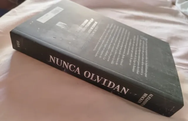 Libro Nunca olvidan (Mentes poderosas 2)