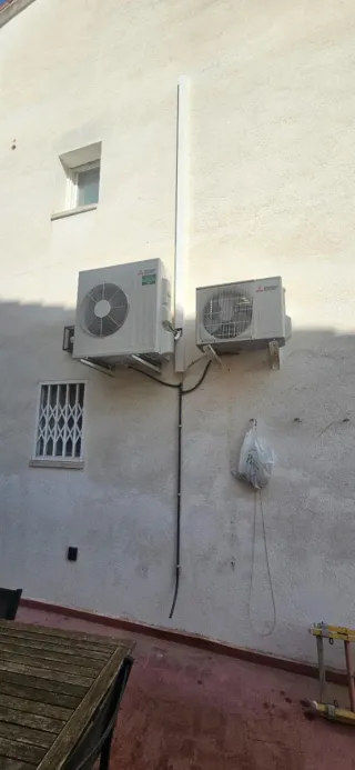 Instalador profesional de aire acondicionado