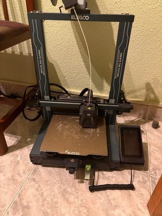 Impresora 3D Elegoo Gris y Dorada