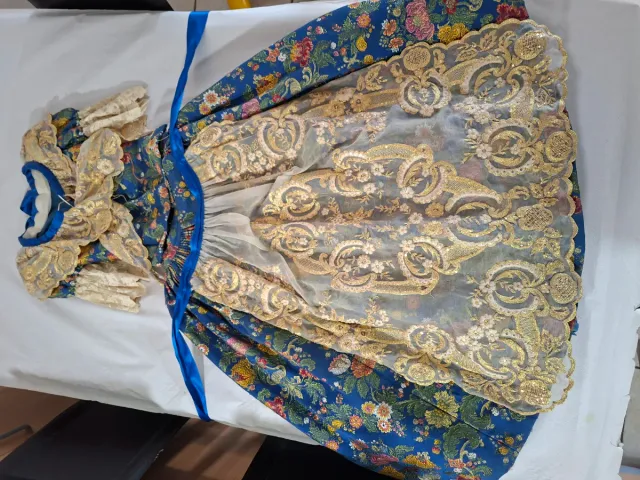 Traje de Fallera Azul y Dorado niña de 6 a 8 años