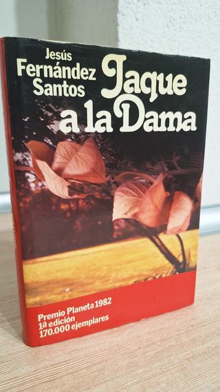 JAQUE A LA DAMA - JESÚS FERNÁNDEZ SANTOS