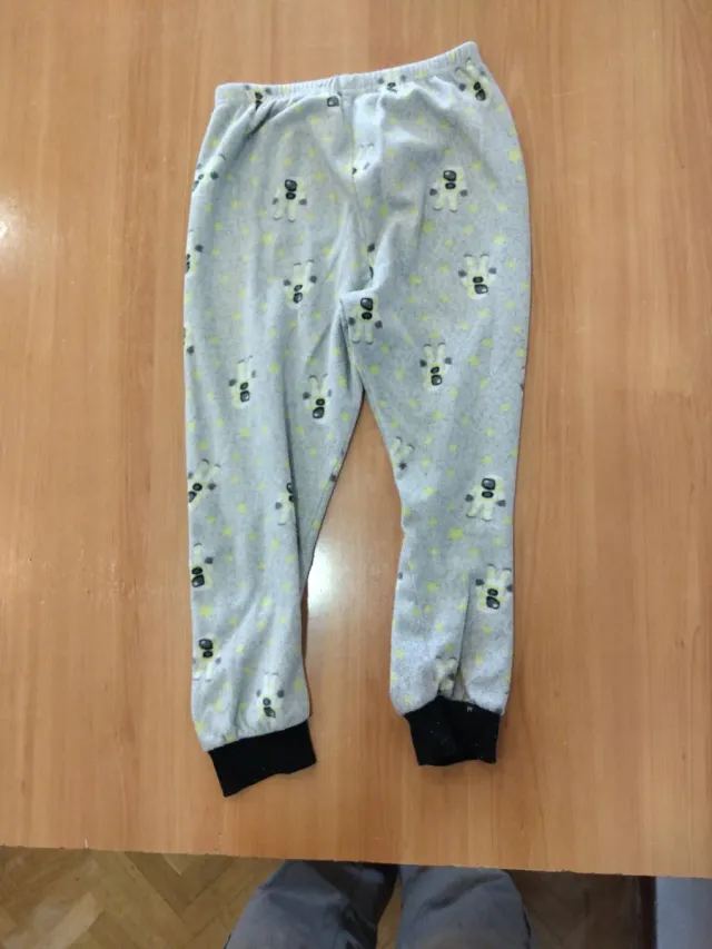 Pijamas, chándal chubasquero