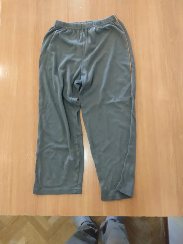 Pijamas, chándal chubasquero