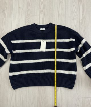 Jersey Rayas Azul Marino y Blanco Talla M