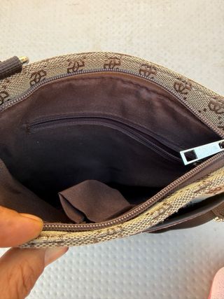 Bolso bandolera marrón y multicolor