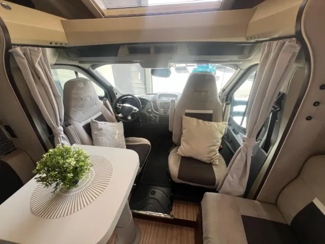 Autocaravana Benimar Tesoro