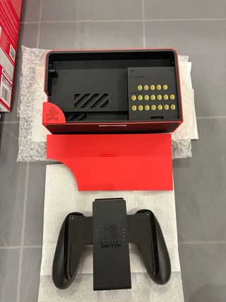Nintendo Switch OLED Edición Mario Roja