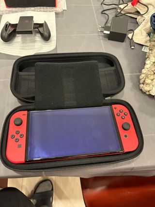 Nintendo Switch OLED Edición Mario Roja