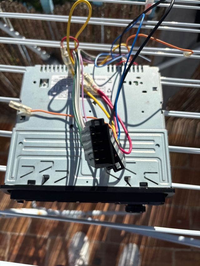 Radio Coche Alpine USB Bluetooth UTS-200BT