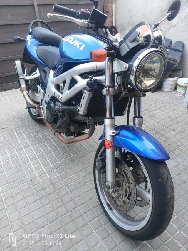 Suzuki SV 650 Azul