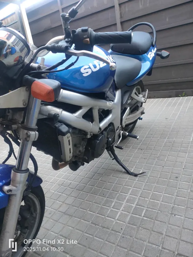 Suzuki SV 650 Azul