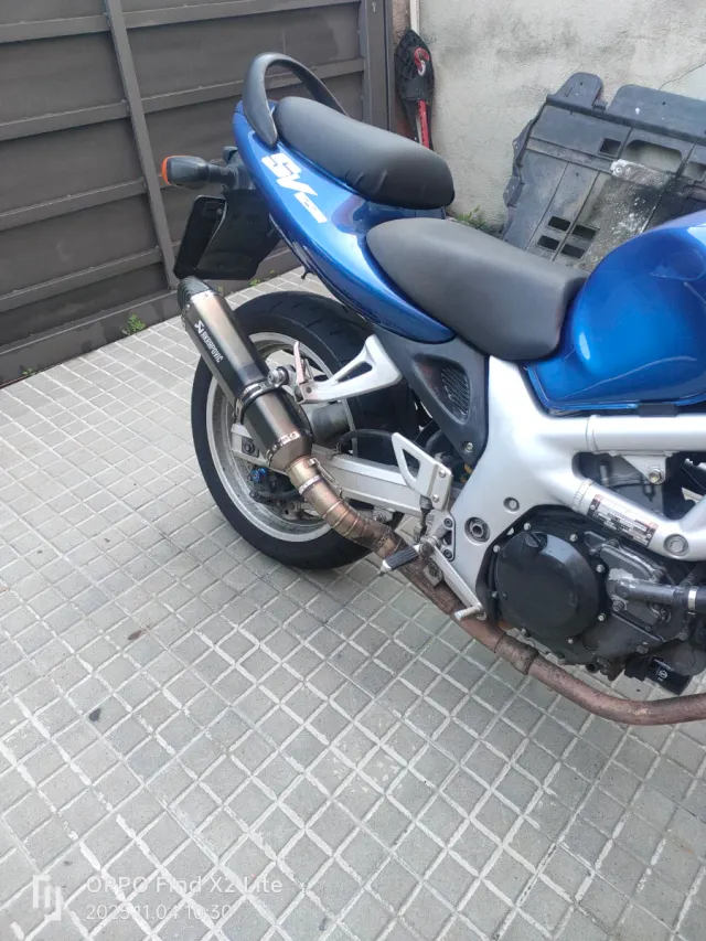 Suzuki SV 650 Azul