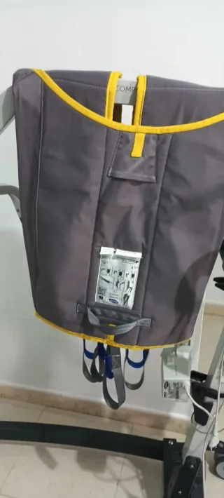 Grua para personas con movilidad reducida