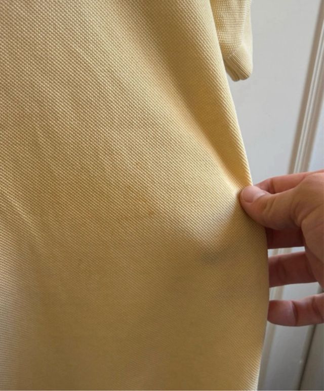 Polo Lacoste Amarillo talla M