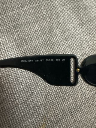 Gafas de Sol Versace Negras y Doradas