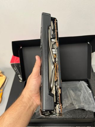 XFX Speedster SWFT 210 RX 6600 XT