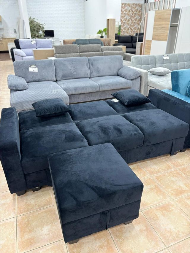 Sofá Cama Terciopelo Negro con Puff