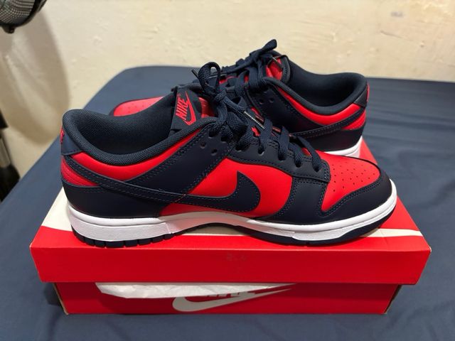 Nike Dunk Low Negro y Rojo