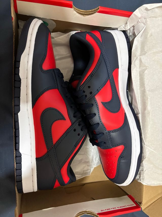 Nike Dunk Low Negro y Rojo