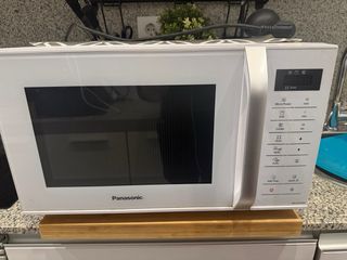 Microondas Panasonic Blanco