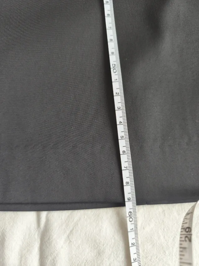 Falda tubo negra Mango