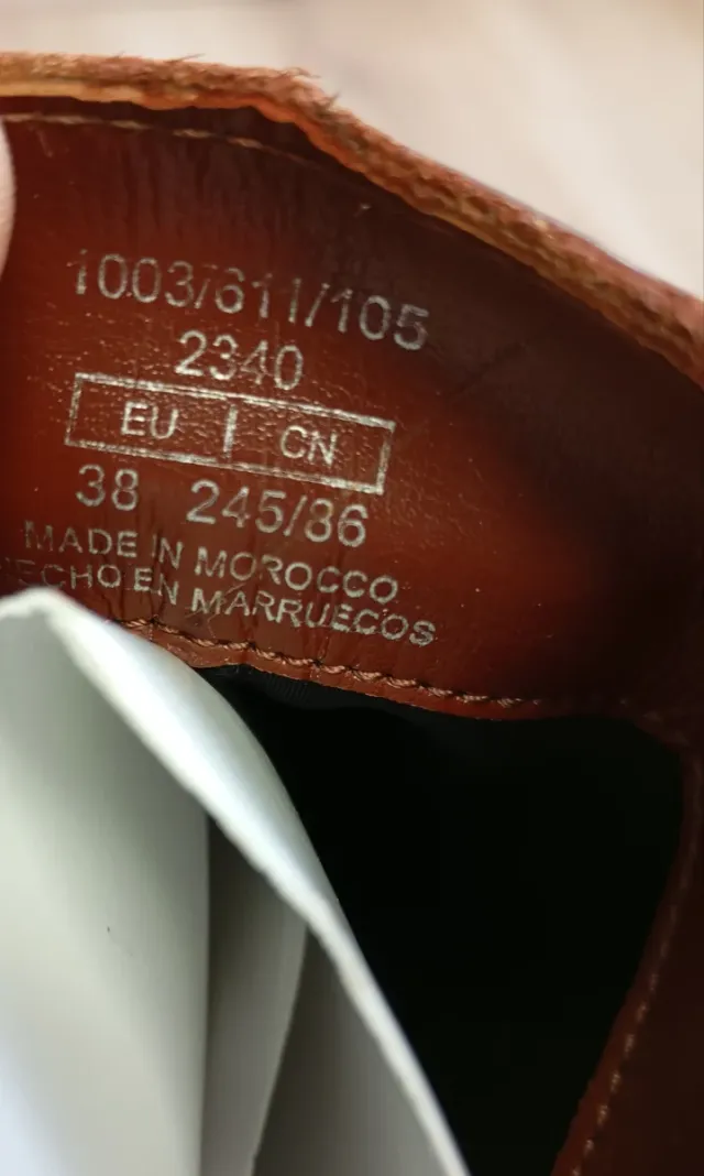 Botas altas de piel Zara marrones