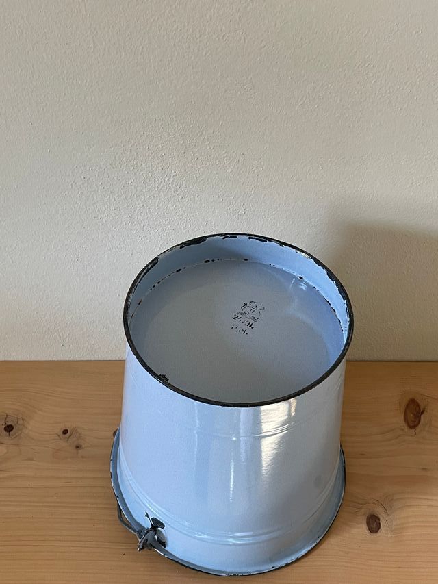 Secchio in metallo smaltato Bianco