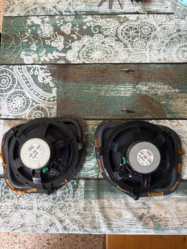 Altavoces traseros Audi A3 8L