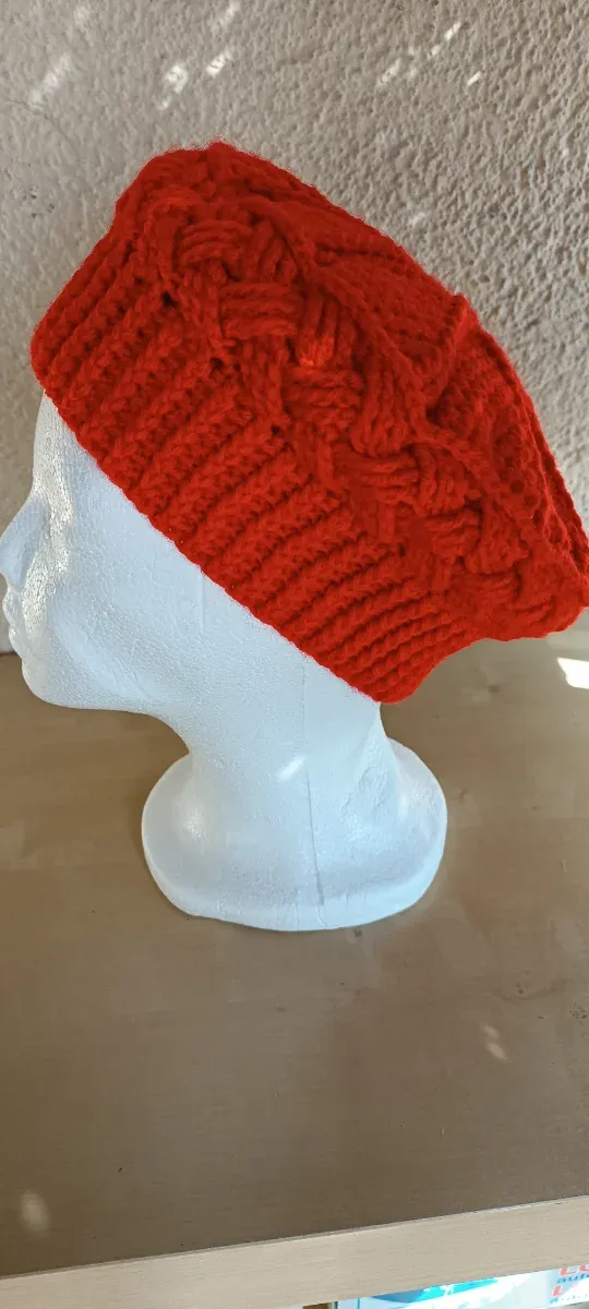 Gorros de lana hechos a mano