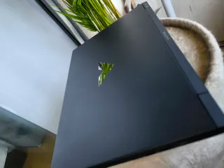 Portátil HP Victus Ryzen 7 7840HS + Windows 11 Pro