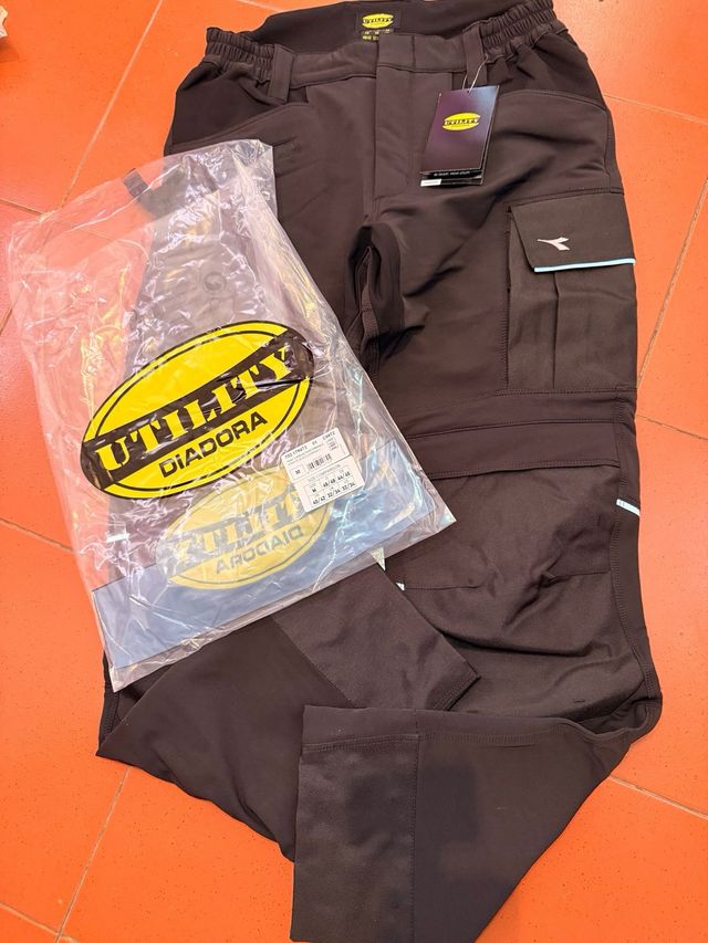 2 pantalones Diadora