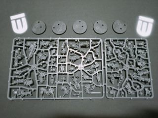 5 Space Marines Terminators + Beacon Warhammer 40k