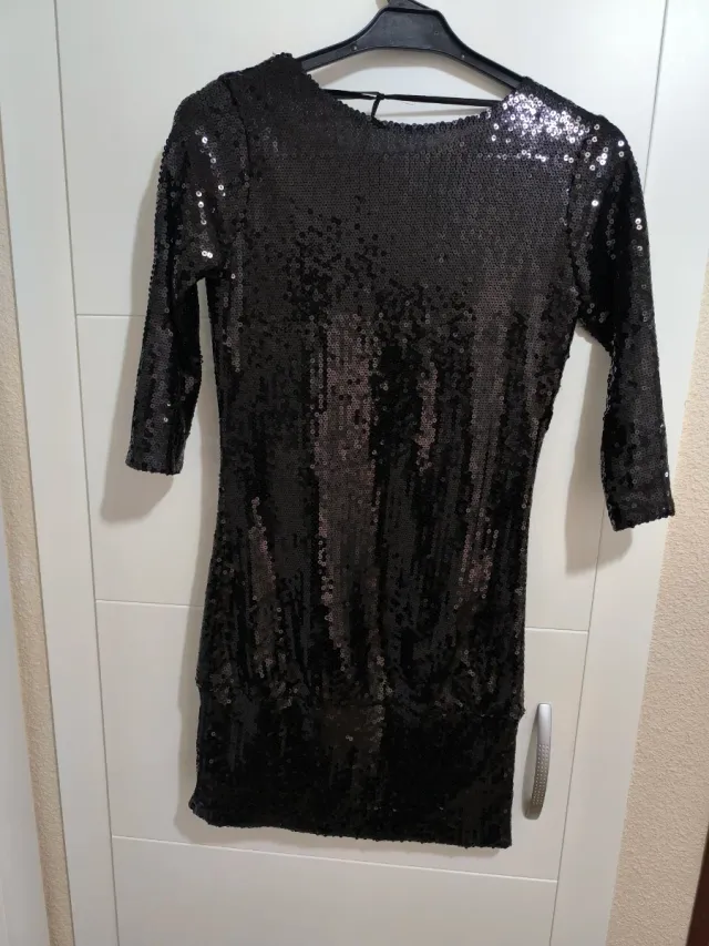 Vestido negro lentejuelas fiesta