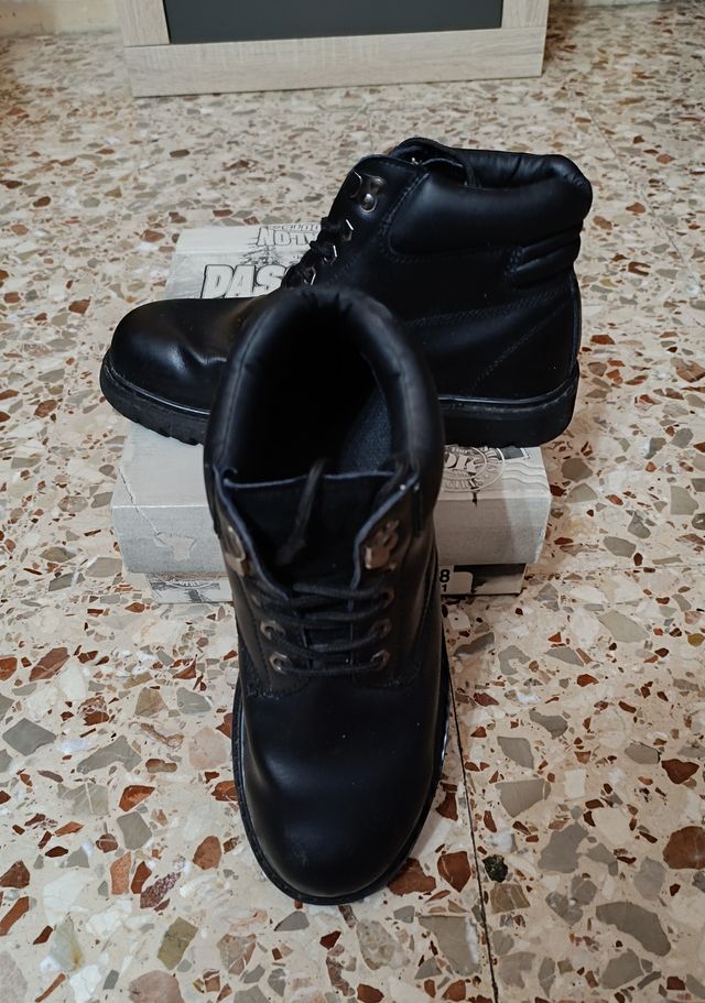 Botas de couro vintage - Tamanho 42