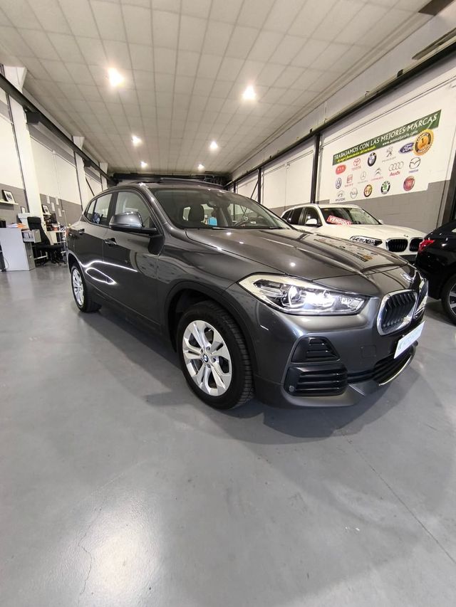 BMW X2 sDrive18d Business Auto