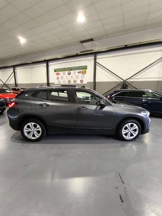 BMW X2 sDrive18d Business Auto