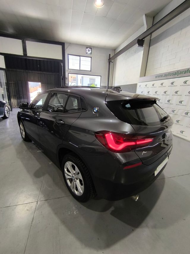BMW X2 sDrive18d Business Auto
