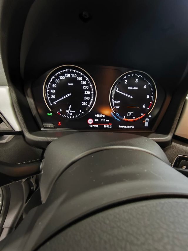 BMW X2 sDrive18d Business Auto