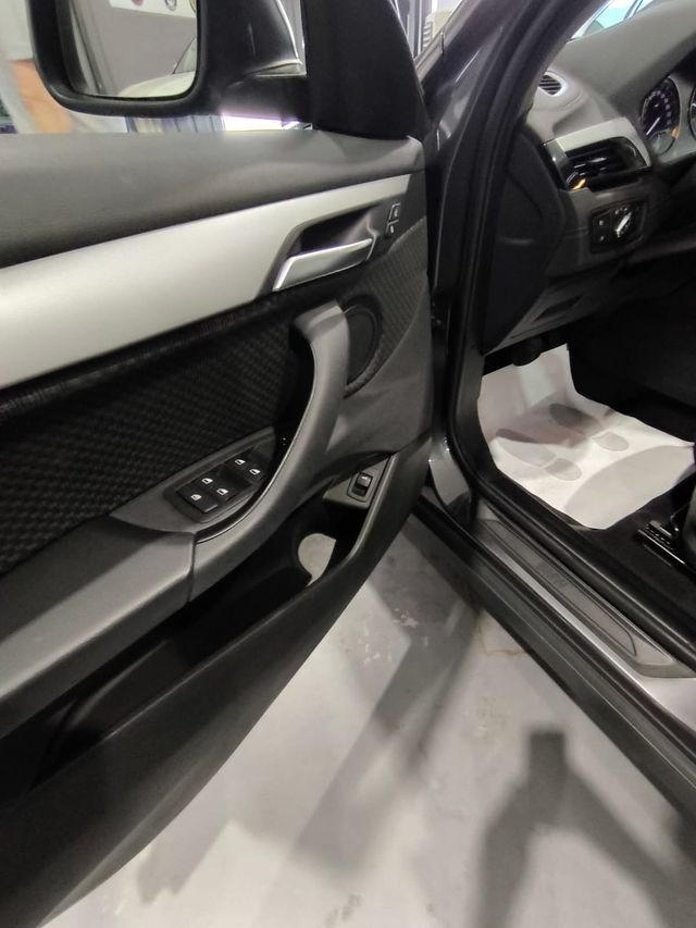 BMW X2 sDrive18d Business Auto