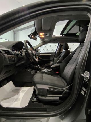 BMW X2 sDrive18d Business Auto