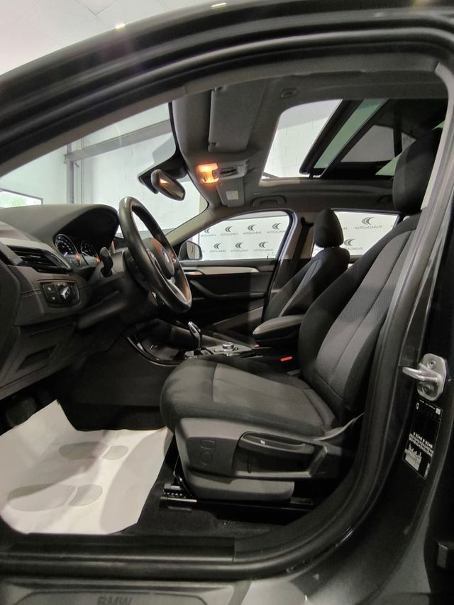 BMW X2 sDrive18d Business Auto