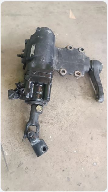 CAJA DIRECCION NISSAN TERRANO II (R20)