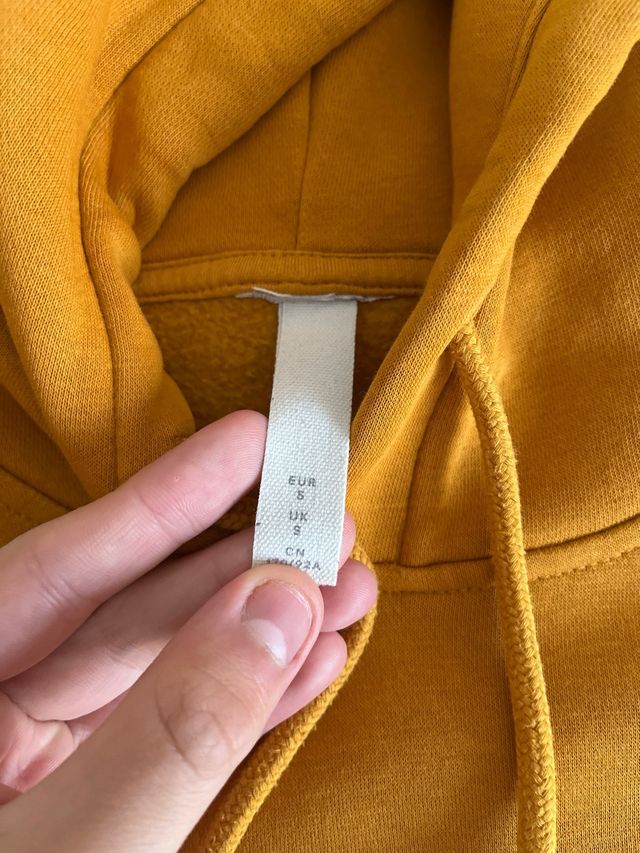 Sudadera Zara Amarilla