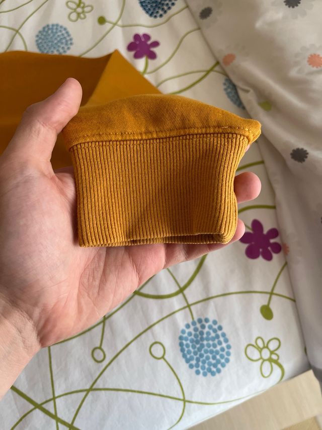 Sudadera Zara Amarilla