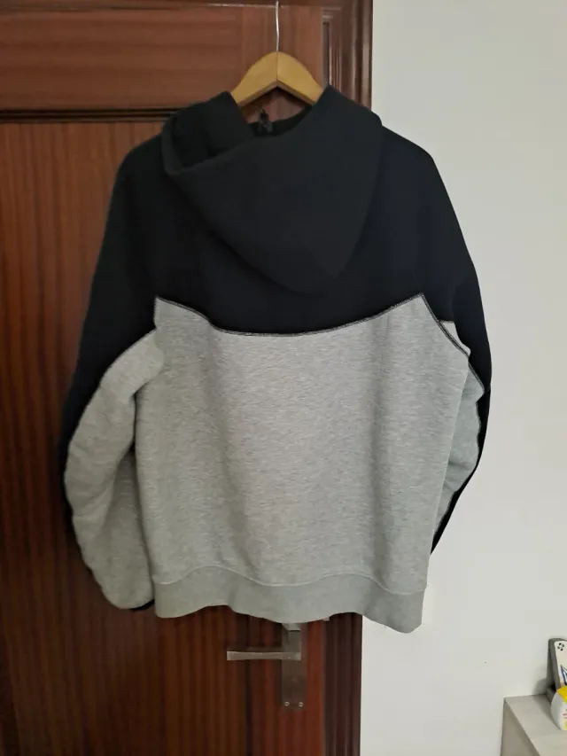 Sudadera Nike Tech Fleece Negra y Gris